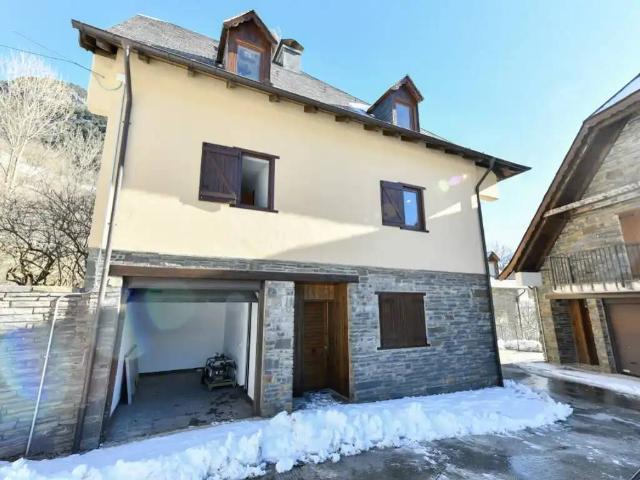 Casa en venta en Arres, Lleida