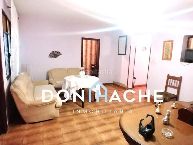 Casa en venta en Arroyo De San Serván, Extremadura