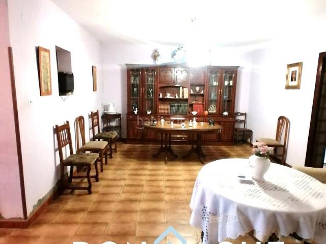 Casa en venta en Arroyo De San Serván, Extremadura