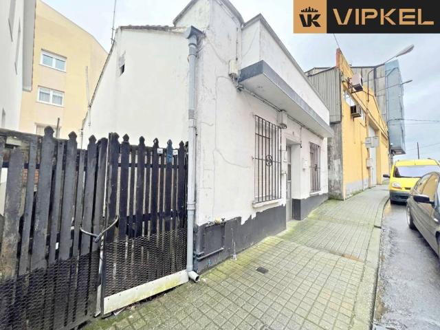 Casa en venta en O Petón, Arteixo