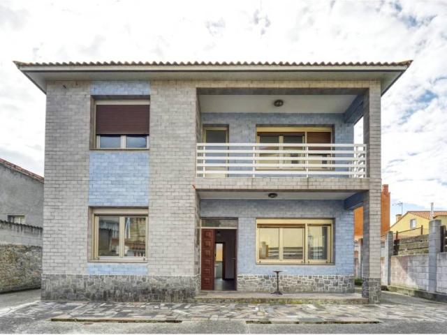 Casa en venta en A Coruña, Galicia