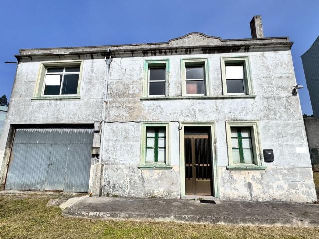 Casa en venta en Arteixo, A Coruña
