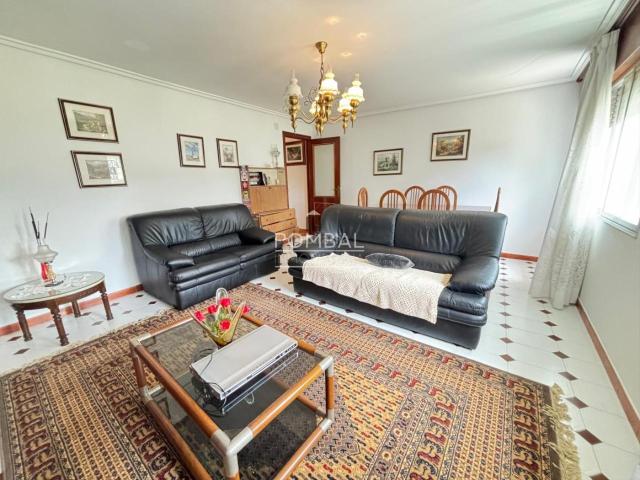 Villa en venta en Arzúa, O Río Vello