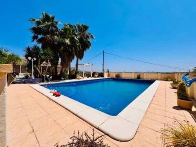 Casa en venta en el Vinalopó Mitjà / El Vinalopó Medio, Valencia
