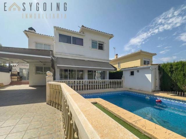 Casa en venta en Aspe