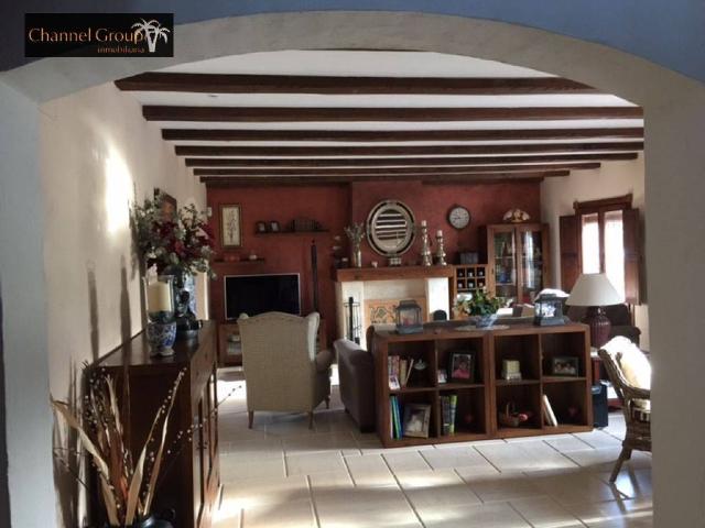 Casa en venta en el Vinalopó Mitjà / El Vinalopó Medio, Valencia