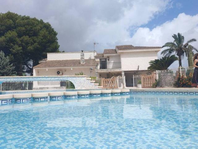 Casa en venta en el Vinalopó Mitjà / El Vinalopó Medio, Valencia