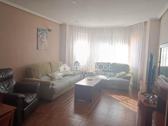 Casa en venta en el Vinalopó Mitjà / El Vinalopó Medio, Valencia