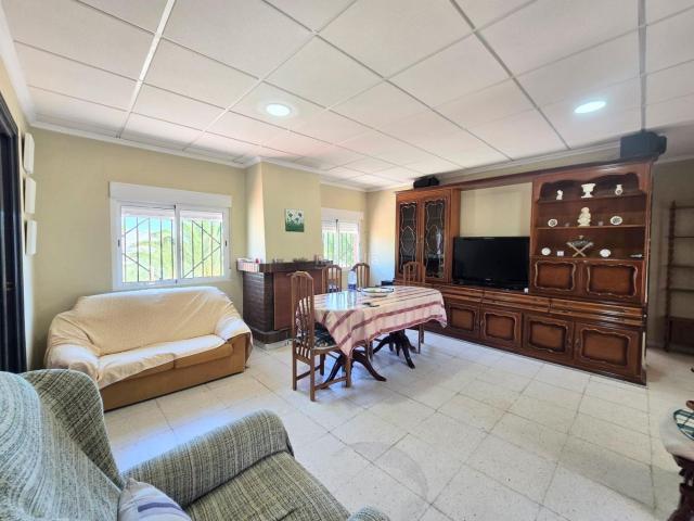 Casa en venta en el Vinalopó Mitjà / El Vinalopó Medio, Valencia