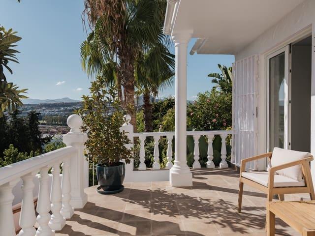 Casa en venta en Atalaya-Isdabe, Costa del Sol Occidental