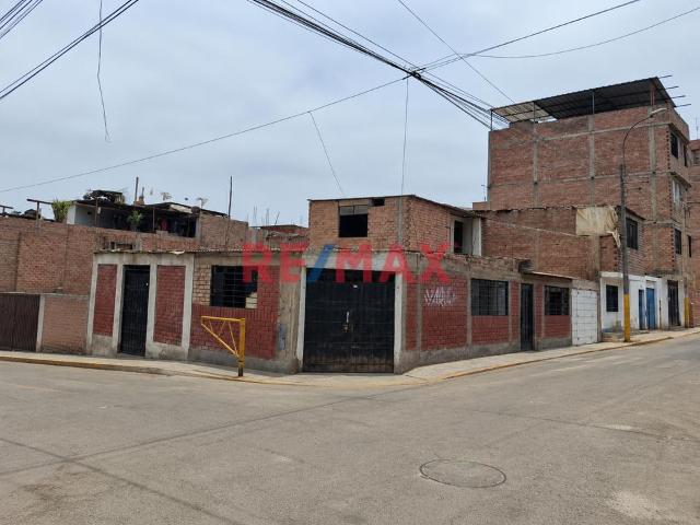Casa venta en Pariachi, Ate