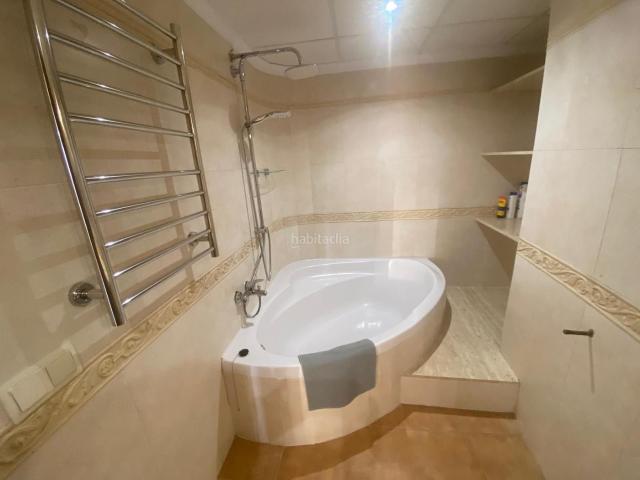 Casa en venta en Atzeneta D'albaida, Valencia