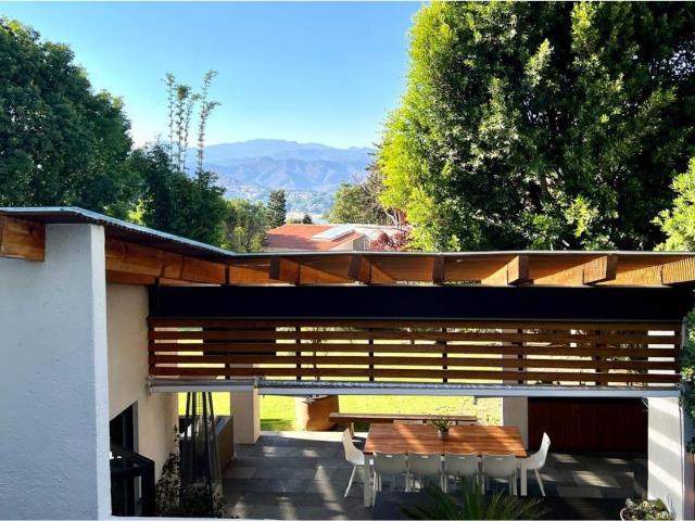 Casa en venta en Valle De Bravo