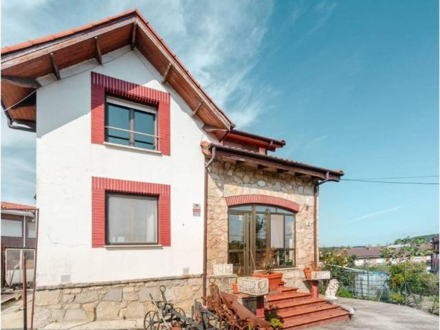 Casa en venta en Avilés, Asturias