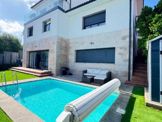 Casa en venta en Valgranda, Avilés