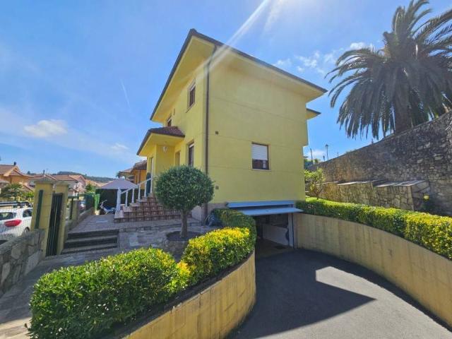 Casa en venta en Avilés