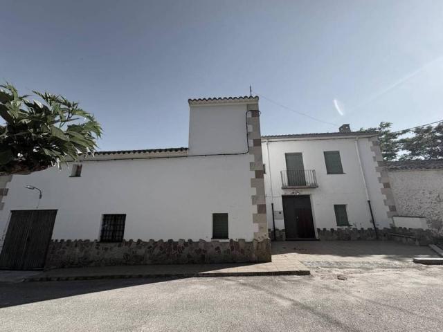Casa en venta en El Valle de Cofrentes-Ayora, Valencia
