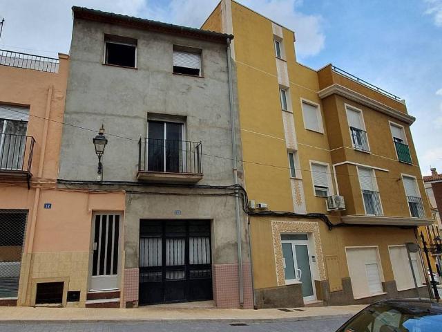 Casa en venta en Ayora