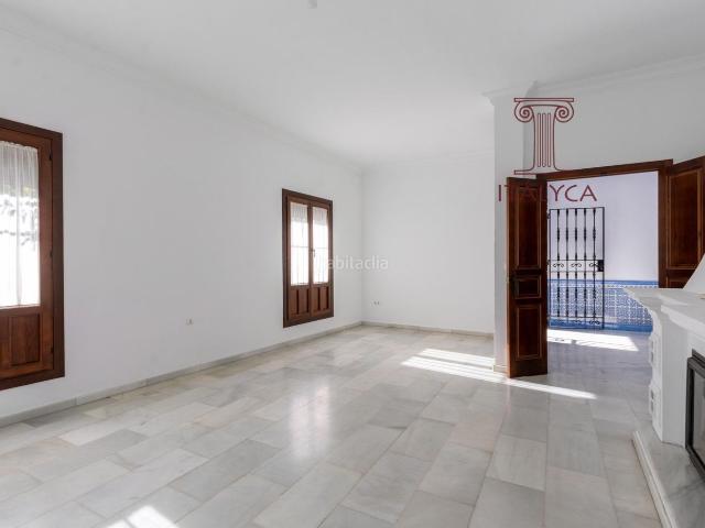 Casa en venta en Aznalcázar, Andalucía