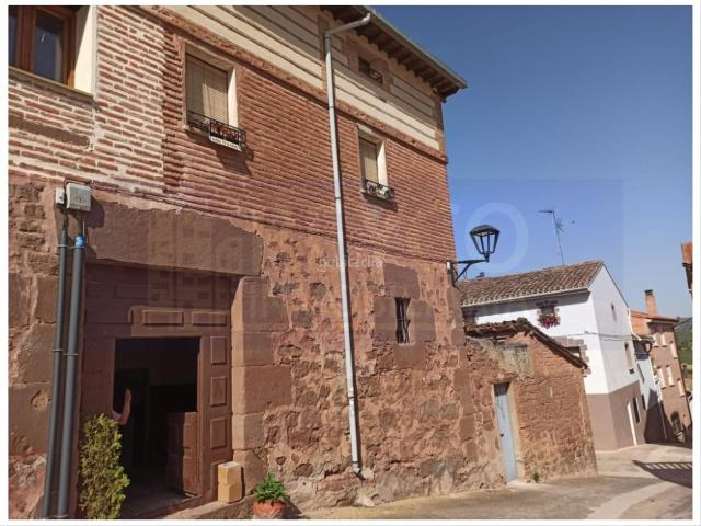 Casa en venta en Azofra, La Rioja