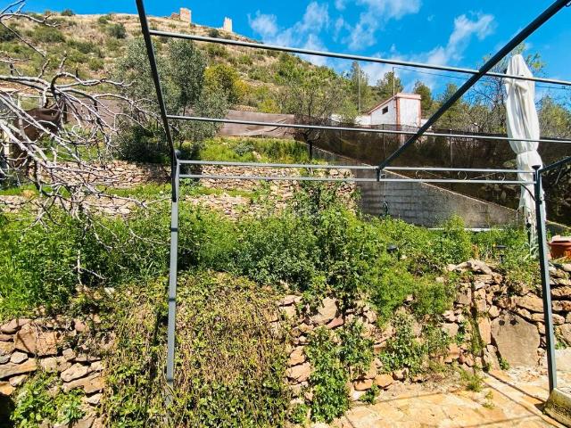 Casa en venta en l'Alt Palància, Valencia