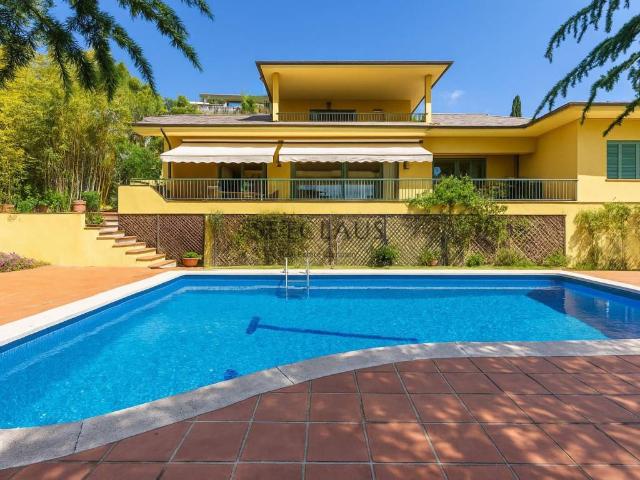 Casa en venta en Badalona