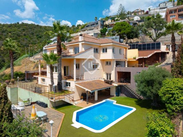 Casa en venta en Badalona