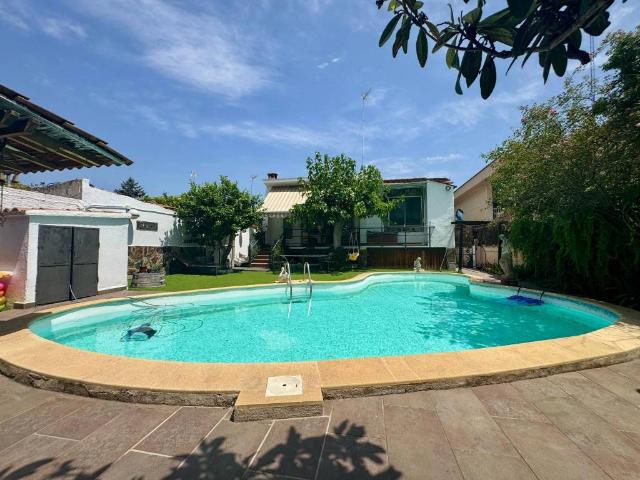 Casa en venta en Badia Del Vallès