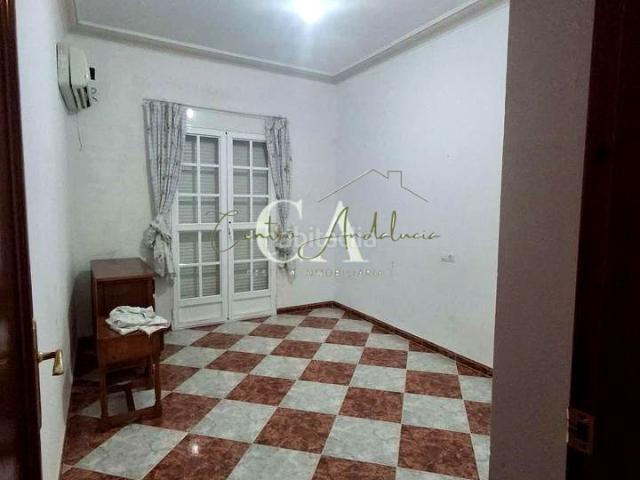 Casa en venta en Badolatosa, Andalucía