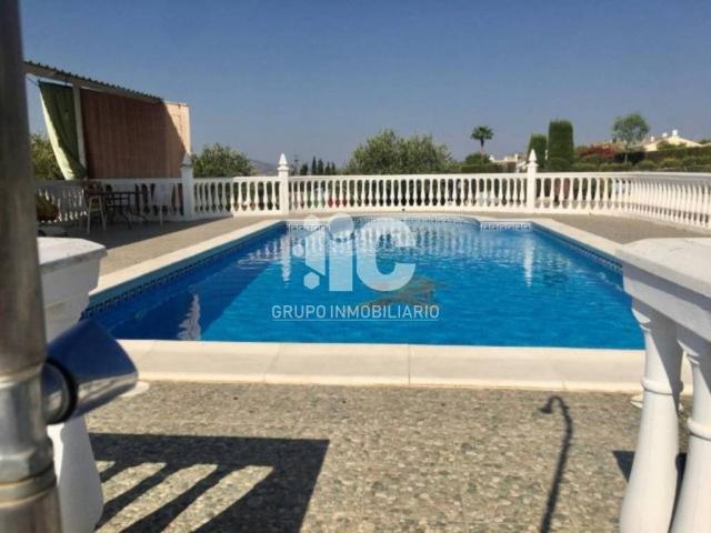 Casa en venta en Baena, Andalucía