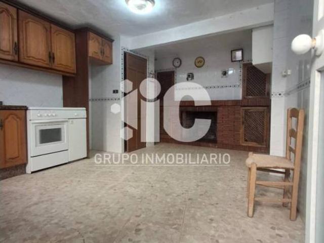 Casa en venta en Baena, Andalucía