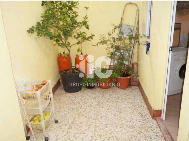 Casa en venta en Baena, Andalucía