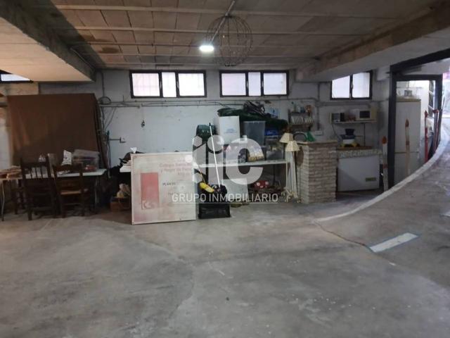 Casa en venta en Baena, Andalucía