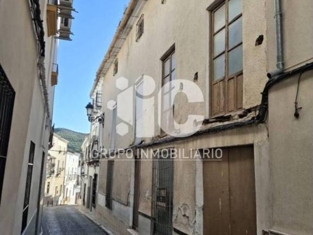 Casa en venta en Baena, Andalucía