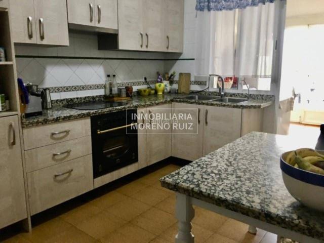 Casa en venta en Baena, Andalucía
