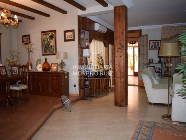 Casa en venta en Baena, Andalucía