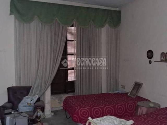 Casa en venta en Baeza, Andalucía