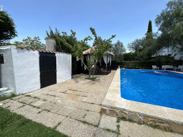 Casa en venta en Baeza, Andalucía