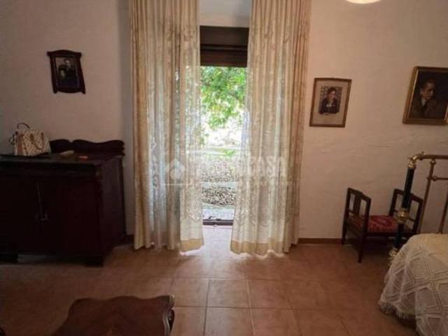 Casa en venta en Baeza, Andalucía
