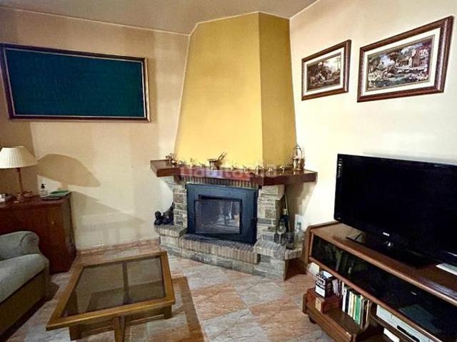 Casa en venta en Lupión, Andalucía
