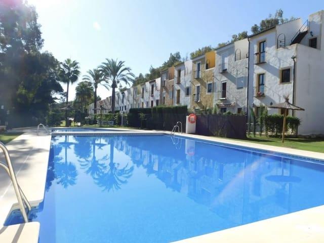 Casa en venta en La Perla de Bahía, Costa del Sol Occidental