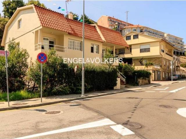 Casa en venta en Baiona, Vigo
