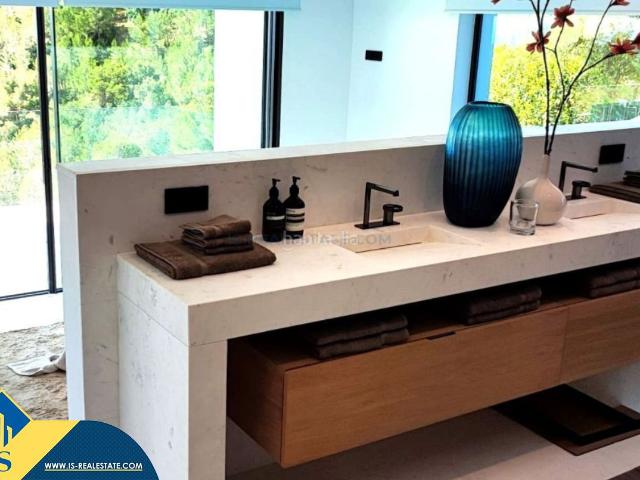 Casa en venta en Sant Josep de sa Talaia, Eivissa