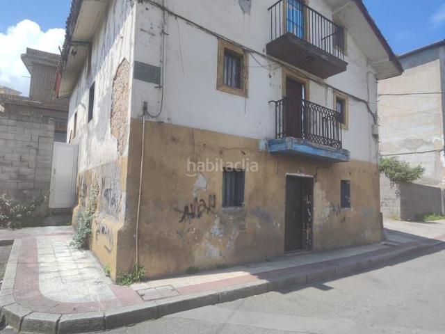 Casa en venta en Barakaldo, Landaburu