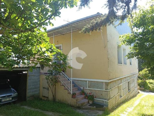Casa en venta en Ourense, Galicia