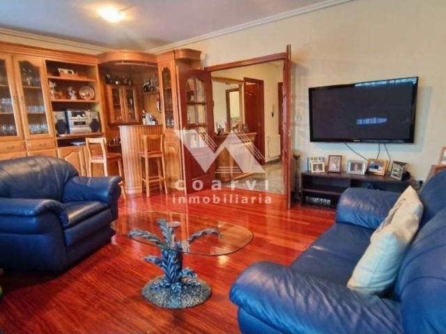 Casa en venta en Barbadás, Ourense