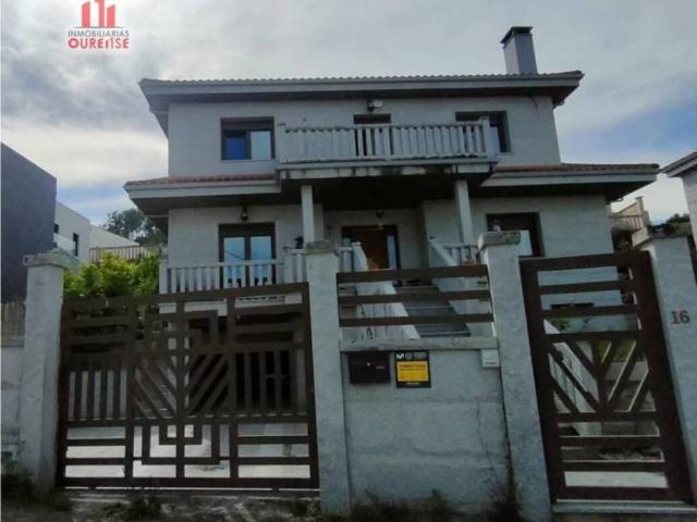 Casa en venta en Ourense, Galicia