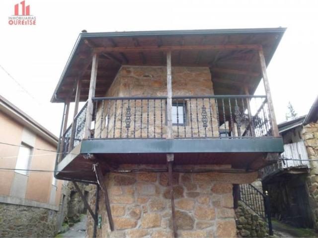 Casa en venta en Ourense, Galicia