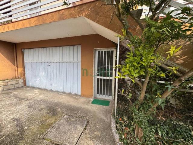 Casa en venta en Ourense, Galicia