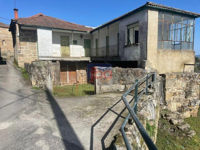 Casa en venta en Barbadás, Ourense